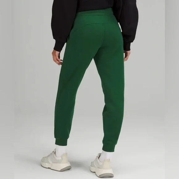 Lululemon Scuba Jogger - Picture 3 of 8